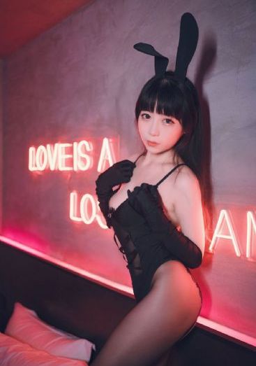 年轻漂亮岳母5乱理_高清完整版