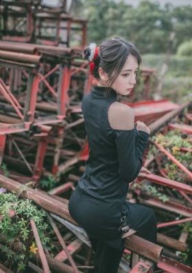 不良美少女老师_1080手机在线看